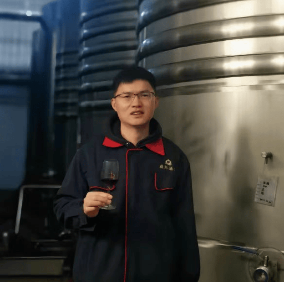 伊犁河谷顶级多样风土之行九游会J95天4夜一场(图3) 伊犁河谷顶级多样风土之行九游会J95天4夜一场(图3)