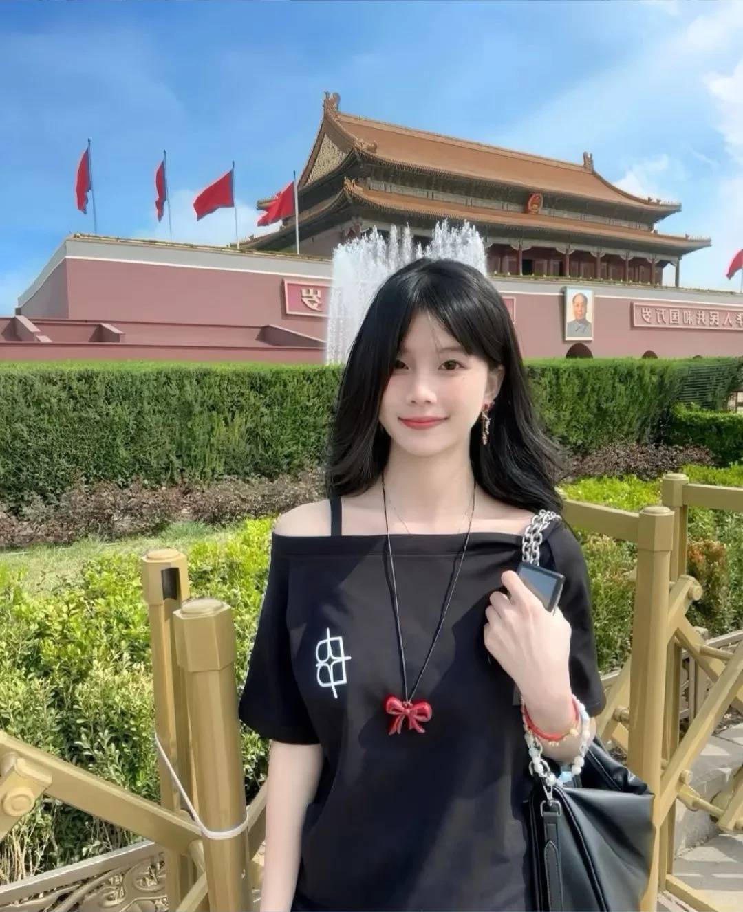 团价格曝光！2025最新报价+深度游路线起！j9九游会俱乐部登录入口北京5天4晚私人定制(图1)