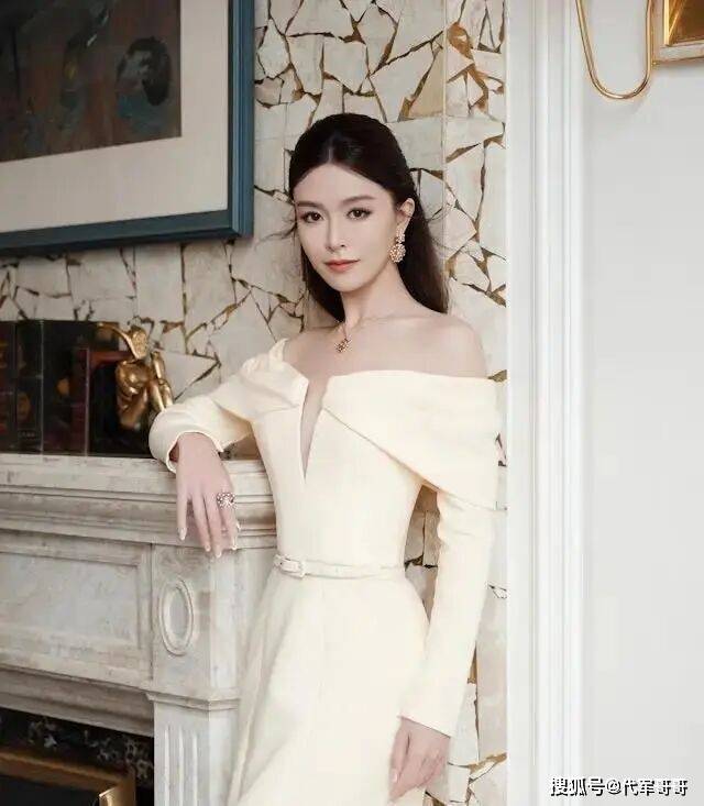 36岁文咏珊官宣产子男粉丝们又要哭了九游会真人游戏第一品牌嫁入豪门6年后(图5)