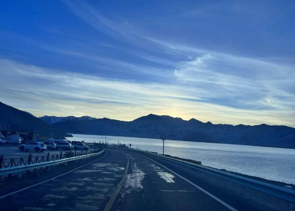 荐新疆金途沐光专注个性化行程规划。j9九游会登录新疆旅游攻略定制推(图4)